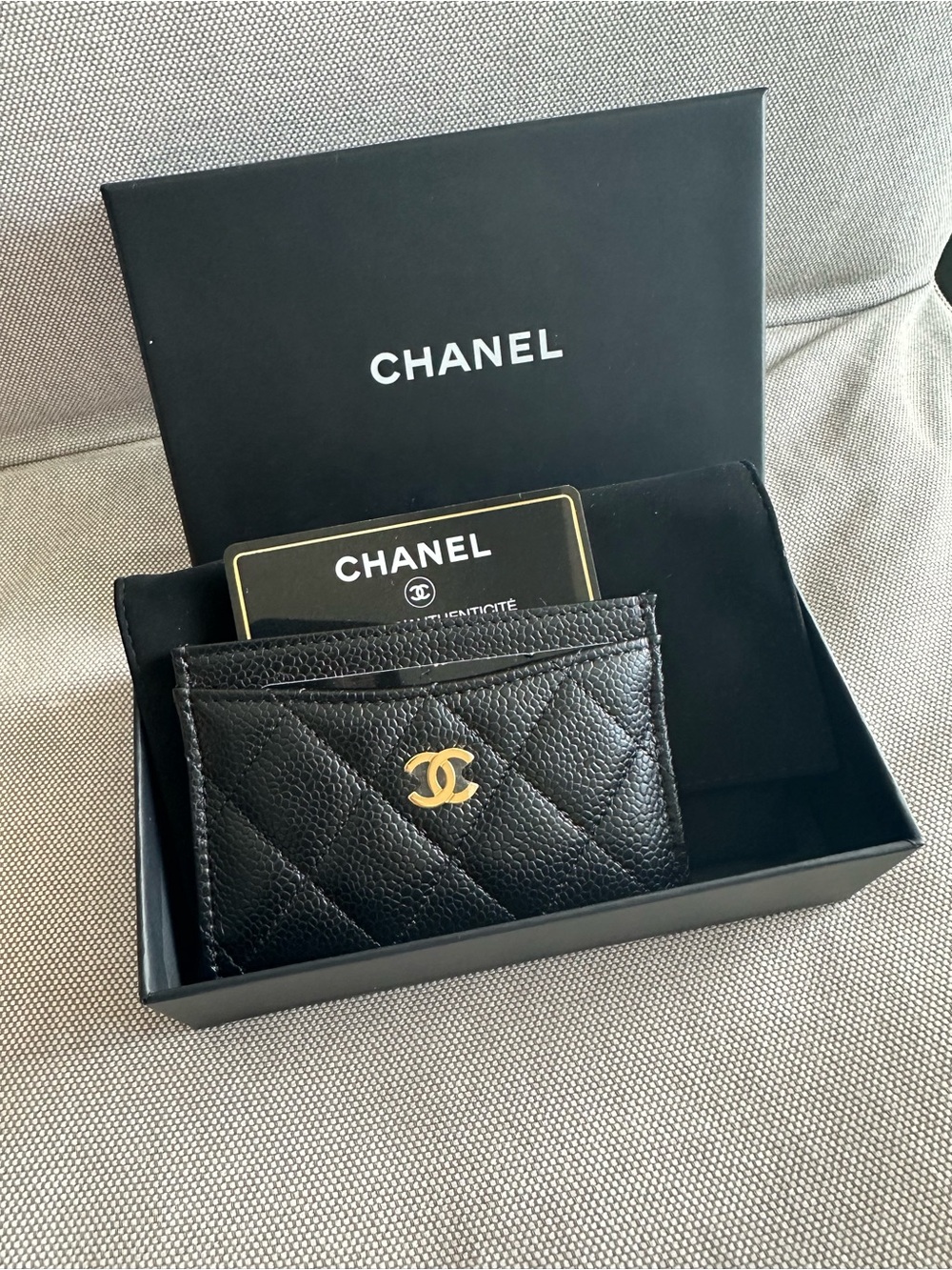 BNIB Chanel Classic Caviar Card Holder Black Gold Hardware